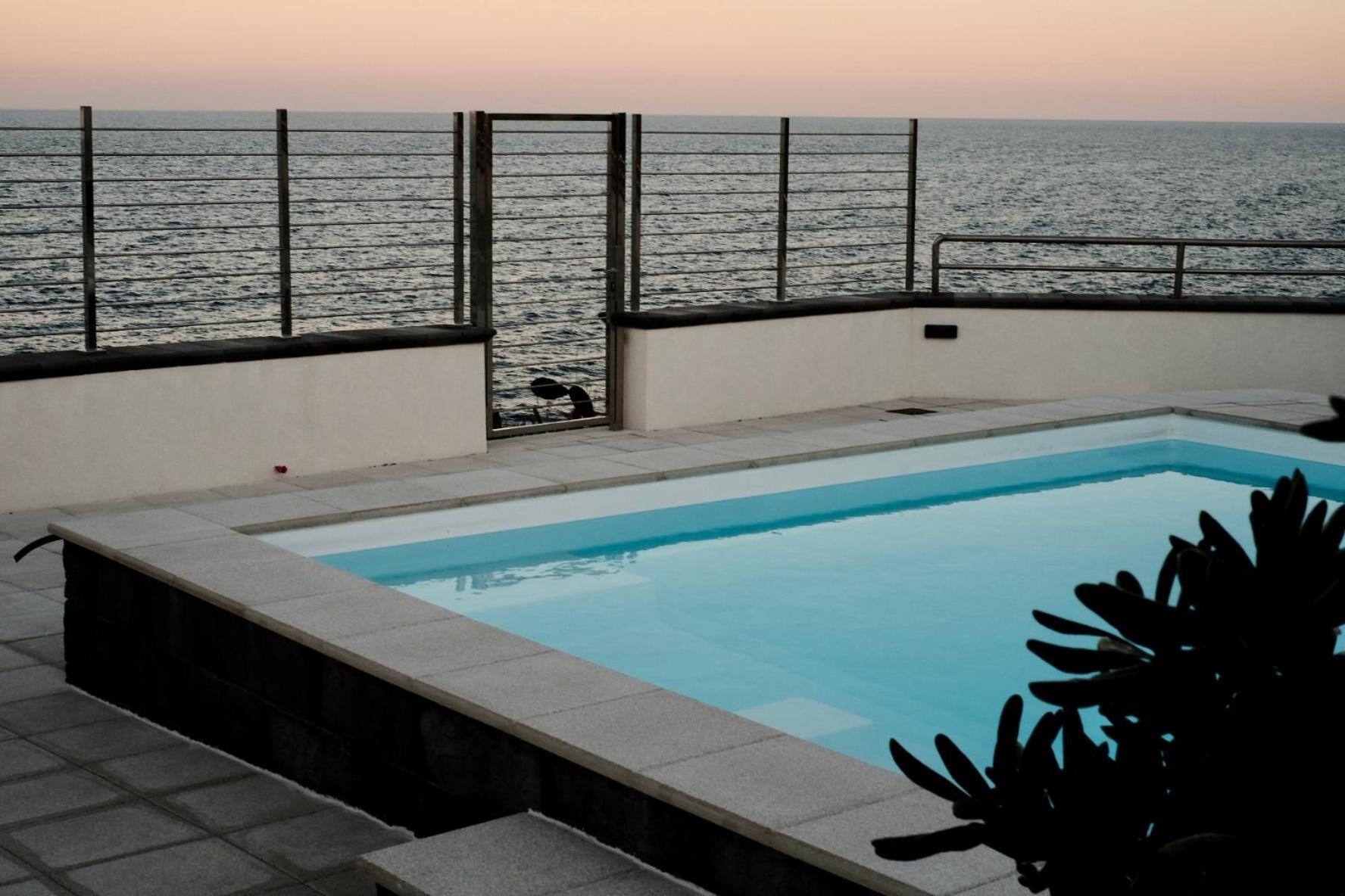 Marinabay Villa Augusta Exteriör bild